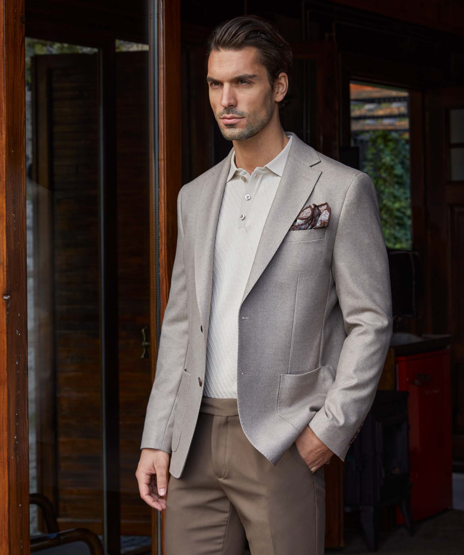 Bej blazer · Polo triko
